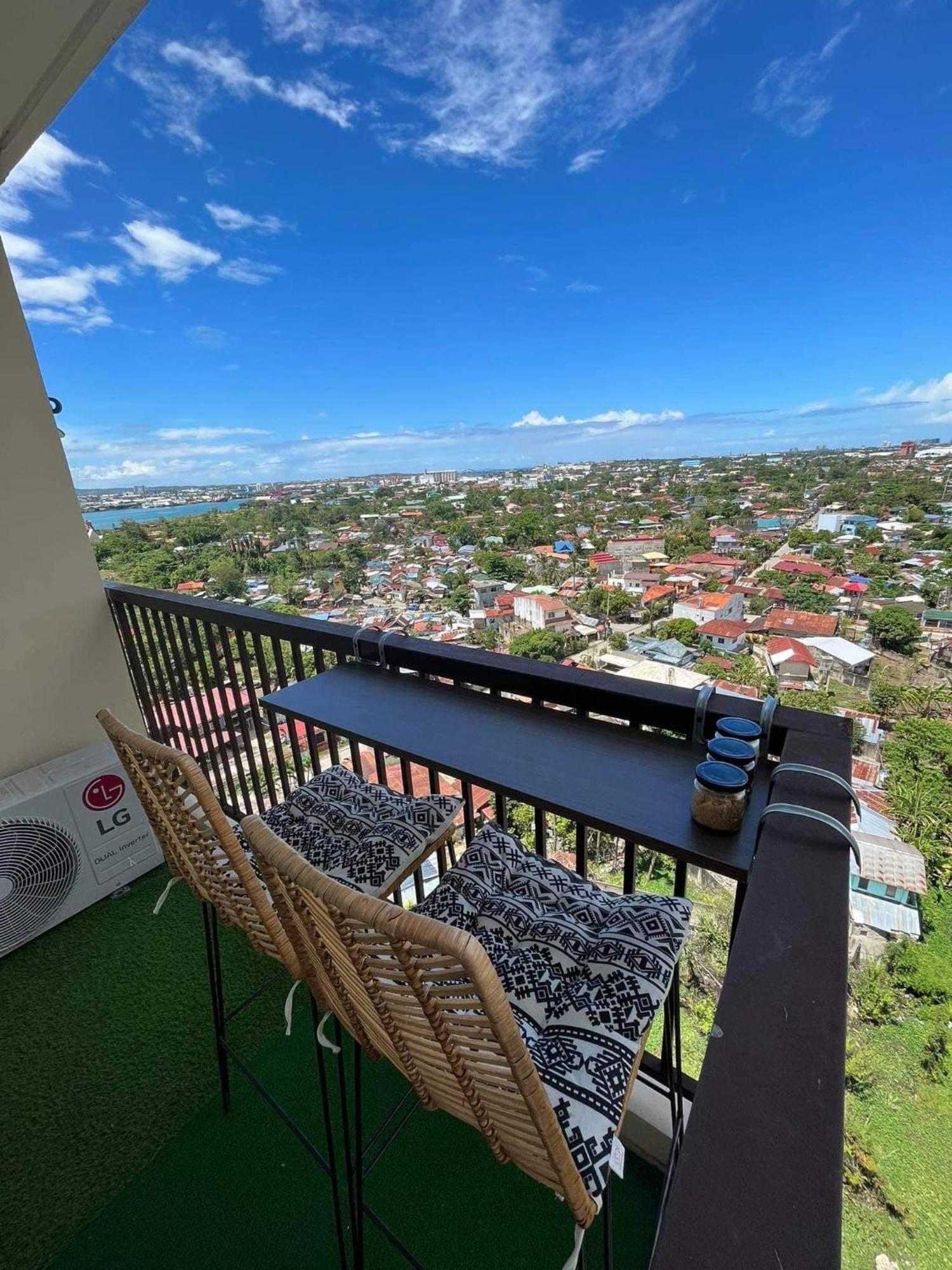 Minimalist Studio Apartment Lapu-Lapu City Exterior photo